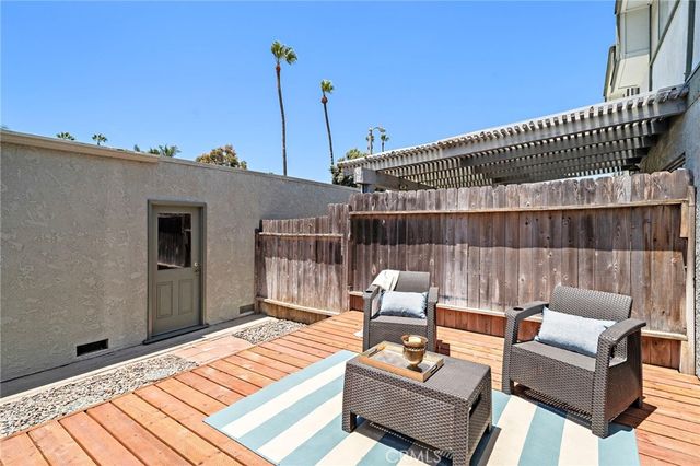 21096 Windchild, Huntington Beach, CA 92646