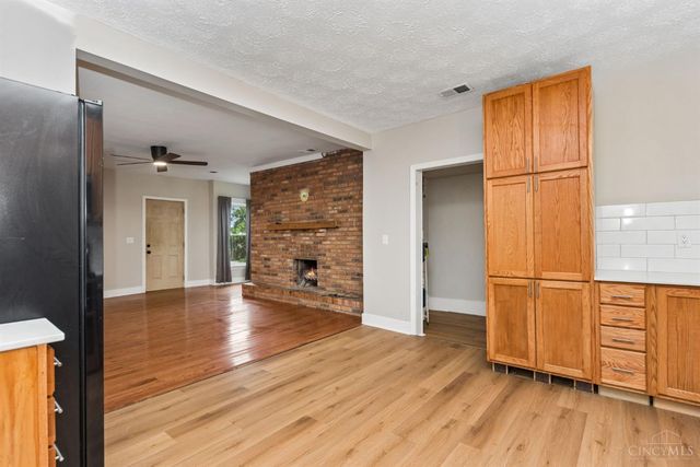 160 S Fourth Street, Batavia, OH 45103