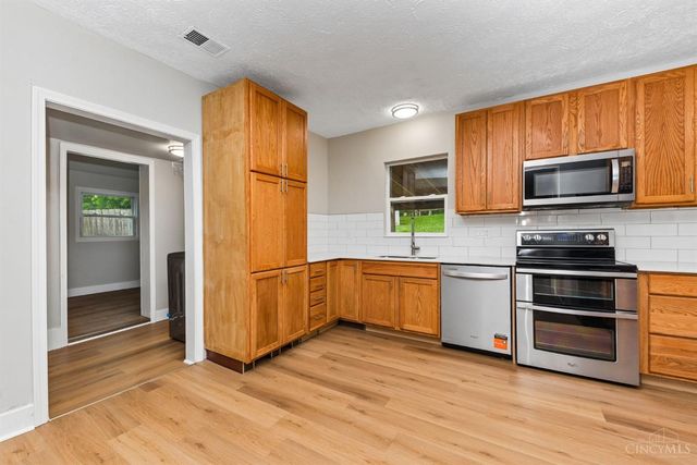 160 S Fourth Street, Batavia, OH 45103