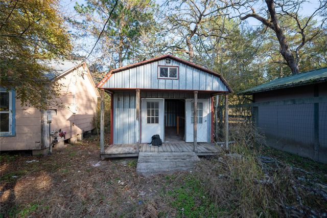 28270 Lynnwood Lane, Hempstead, TX 77445