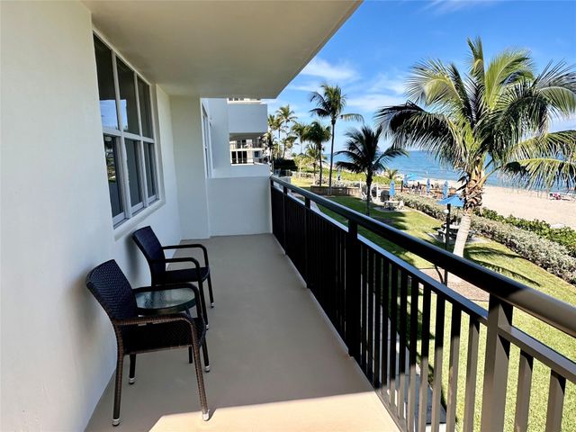 1147 Hillsboro Mile 214, Hillsboro Beach, FL 33062