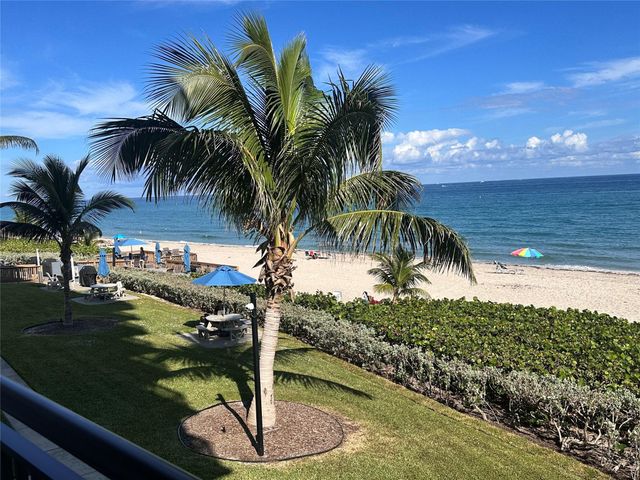 1147 Hillsboro Mile 214, Hillsboro Beach, FL 33062