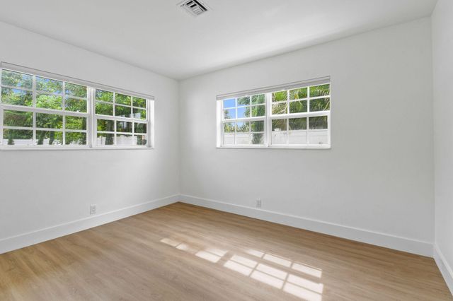319 29th Street, West Palm Beach, FL 33407