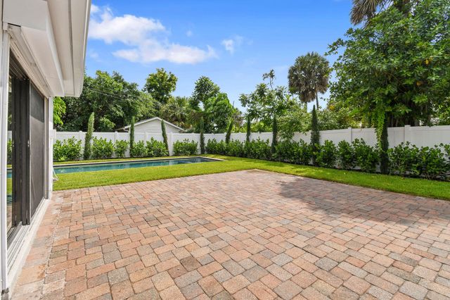 319 29th Street, West Palm Beach, FL 33407