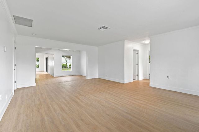 319 29th Street, West Palm Beach, FL 33407