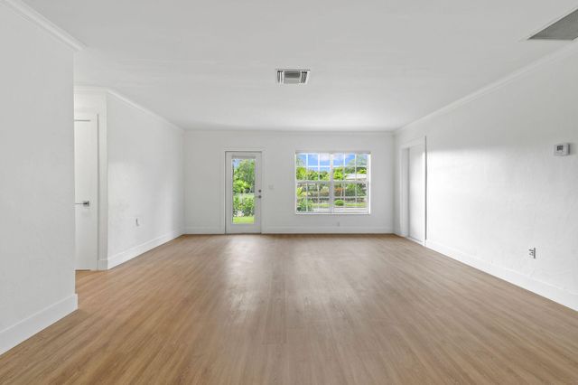 319 29th Street, West Palm Beach, FL 33407