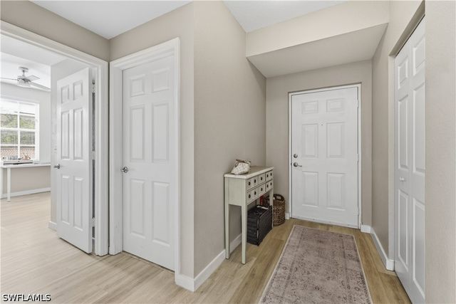 4625 Saint Croix LN 1126, Naples, FL 34109