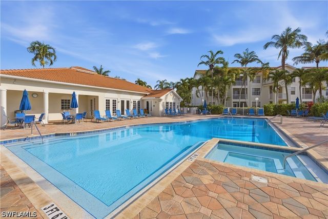 4625 Saint Croix LN 1126, Naples, FL 34109