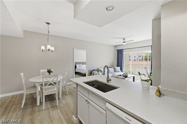 4625 Saint Croix LN 1126, Naples, FL 34109