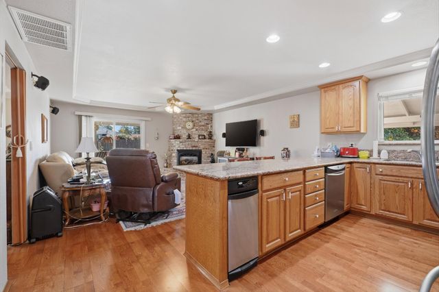 8142 Treecrest Ave, Fair Oaks, CA 95628