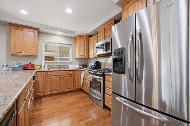 8142 Treecrest Ave, Fair Oaks, CA 95628