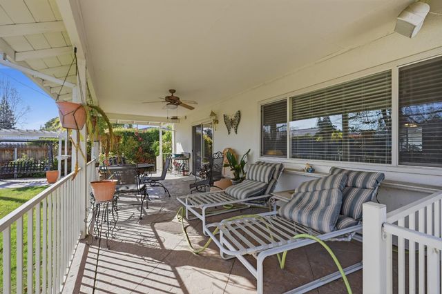 8142 Treecrest Ave, Fair Oaks, CA 95628