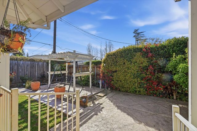 8142 Treecrest Ave, Fair Oaks, CA 95628