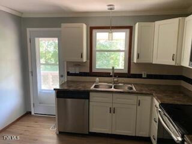 1316 Allgood Drive, Kingsport, TN 37665