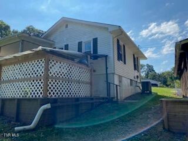 1316 Allgood Drive, Kingsport, TN 37665