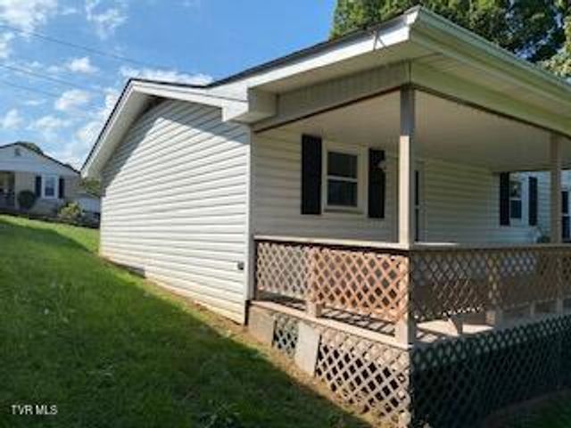 1316 Allgood Drive, Kingsport, TN 37665