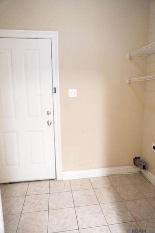 5395 Arlington Ct, Baton Rouge, LA 70820