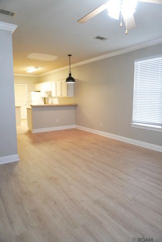 5395 Arlington Ct, Baton Rouge, LA 70820