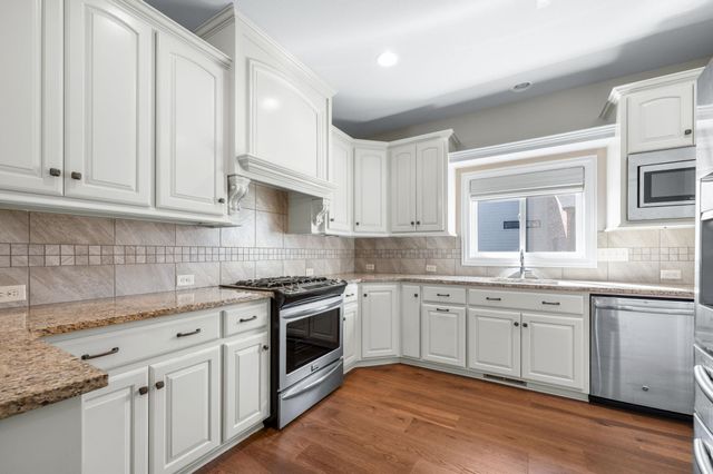 2901 W Crystal Beach St, Wichita, KS 67204