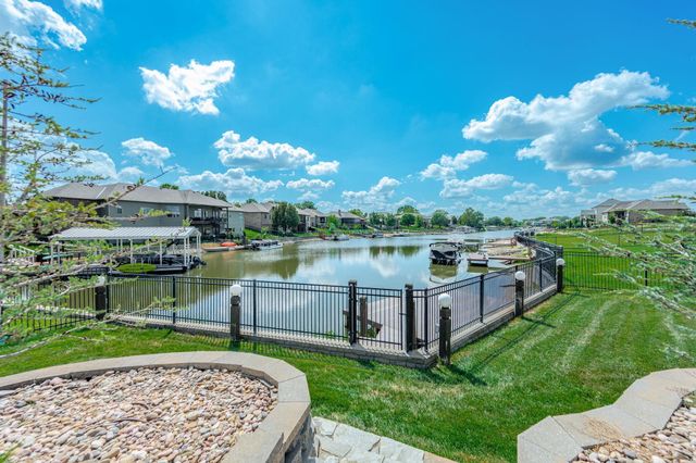 2901 W Crystal Beach St, Wichita, KS 67204