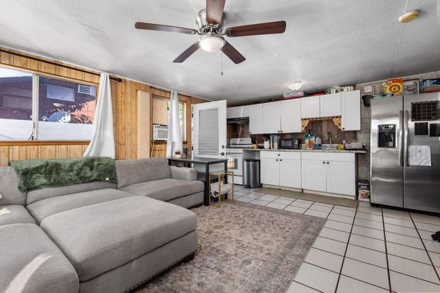 251 Manini Pl, Kihei, HI 96753