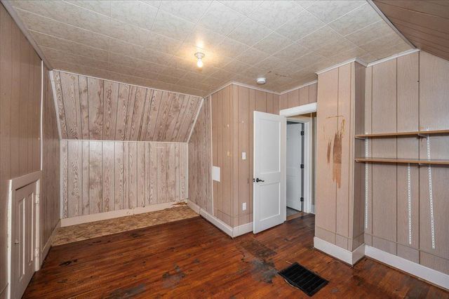 5323 Tower Ave, Superior, WI 54880