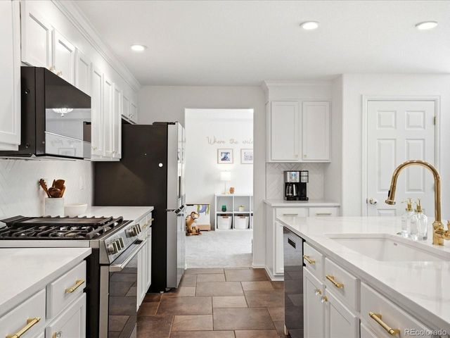 10974 W 54th Ln, Arvada, CO 80002