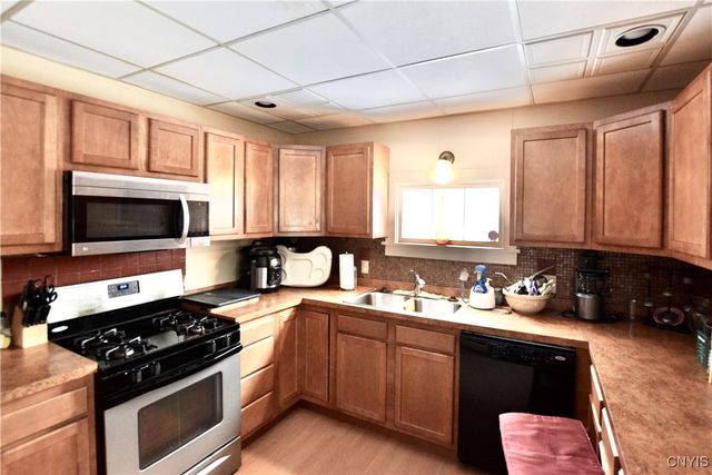 403 Pacific Avenue, Syracuse, NY 13207