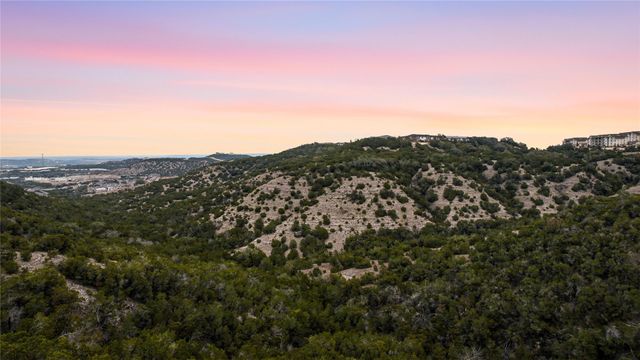 6204 MADRONE TREE LN, Austin, TX 78738
