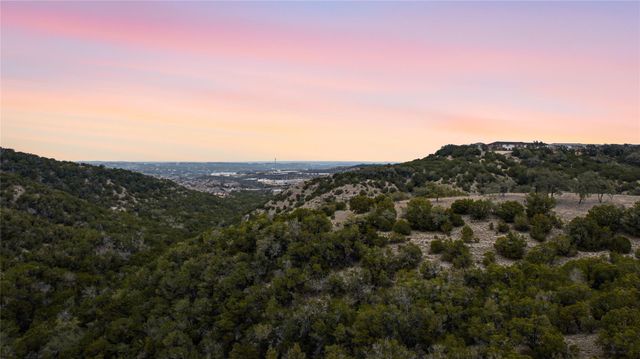 6204 MADRONE TREE LN, Austin, TX 78738