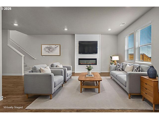 9212 Se Azalea St, Happy Valley, OR 97086