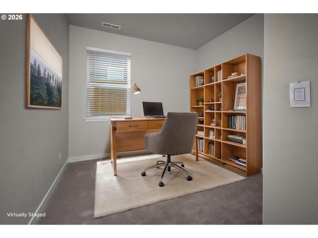 9212 Se Azalea St, Happy Valley, OR 97086