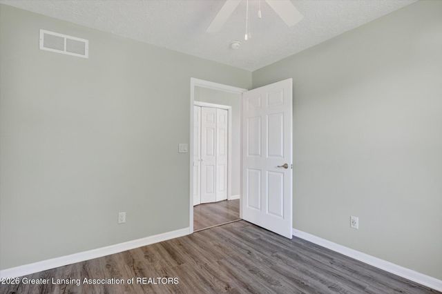 4240 Glenburne Boulevard, Lansing, MI 48911