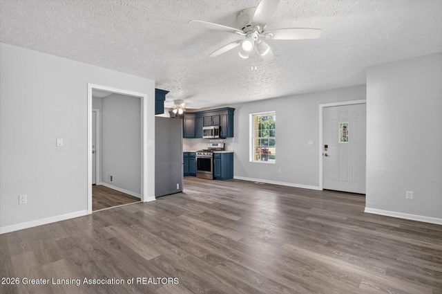 4240 Glenburne Boulevard, Lansing, MI 48911