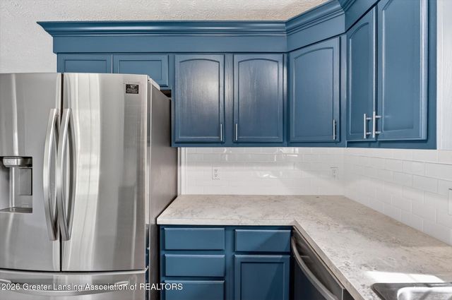 4240 Glenburne Boulevard, Lansing, MI 48911