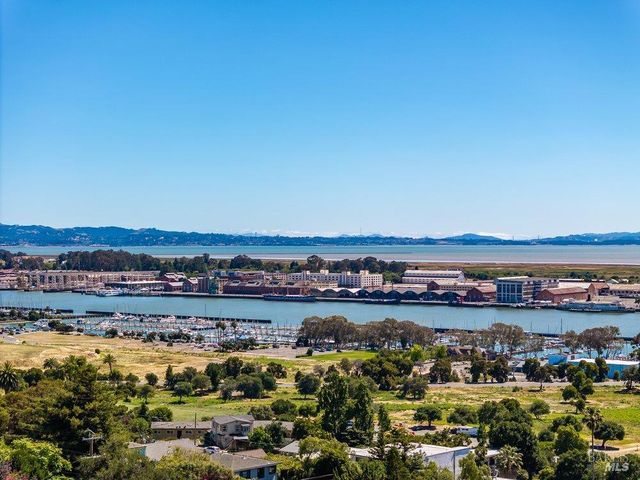 129 Harrier Ave, Vallejo, CA 94590