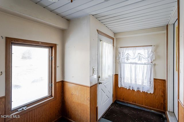 5837 Seaman Road, Oregon, OH 43616