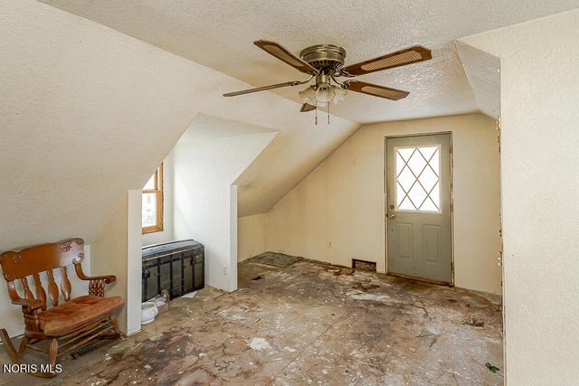 5837 Seaman Road, Oregon, OH 43616