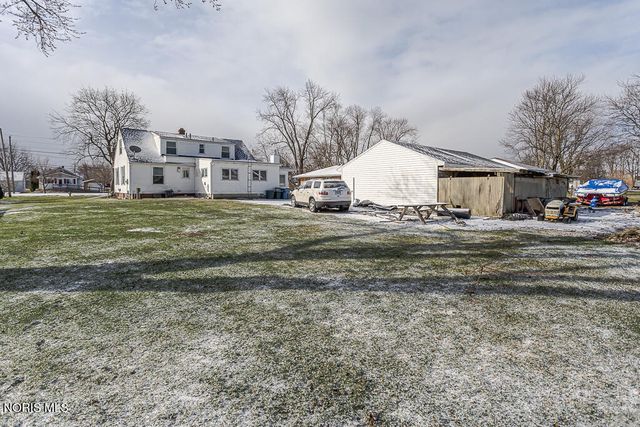 5837 Seaman Road, Oregon, OH 43616