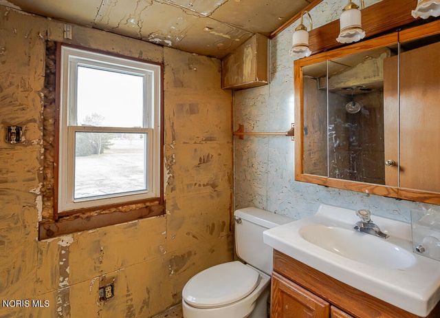 5837 Seaman Road, Oregon, OH 43616