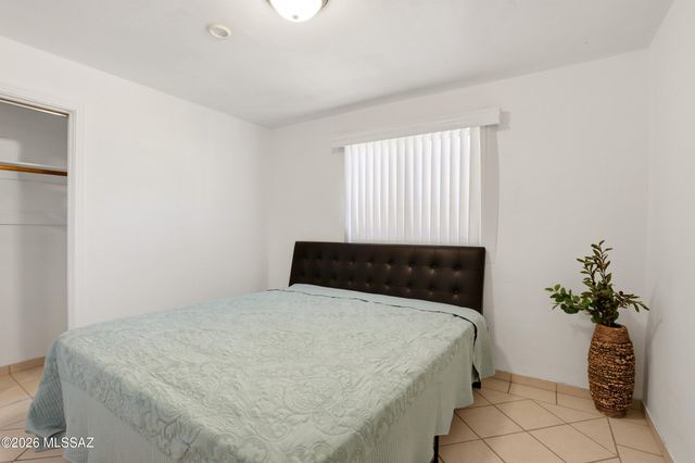 5526 E 20th Street, Tucson, AZ 85711