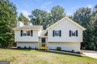 2212 Cedar Creek Lane, Lithia Springs, GA 30122