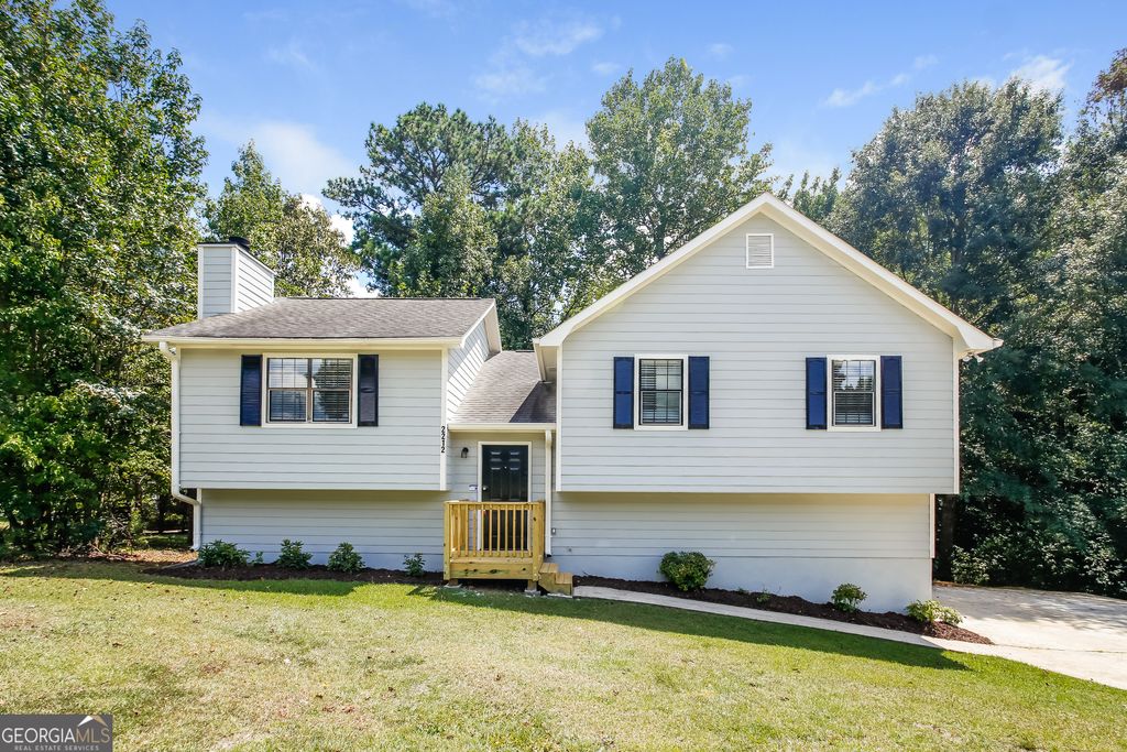 2212 Cedar Creek Lane, Lithia Springs, GA 30122
