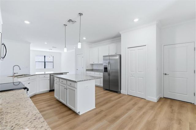 14617 Libros CT, Fort Myers, FL 33905