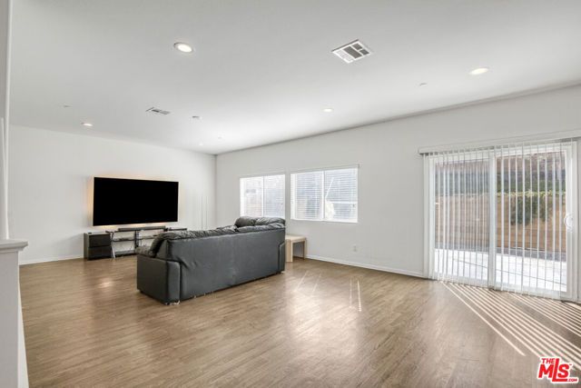 11719 Andrews Place, Victorville, CA 92392