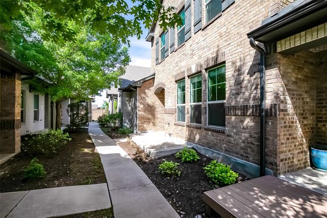 7220 Wyoming Springs DR 1203, Round Rock, TX 78681