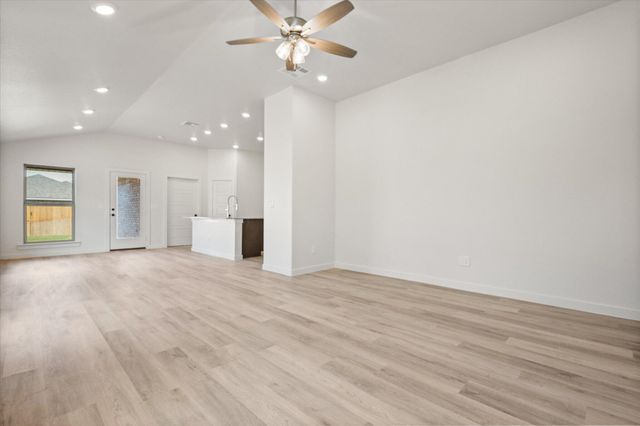 1313 Saratoga Avenue, Lubbock, TX 79416