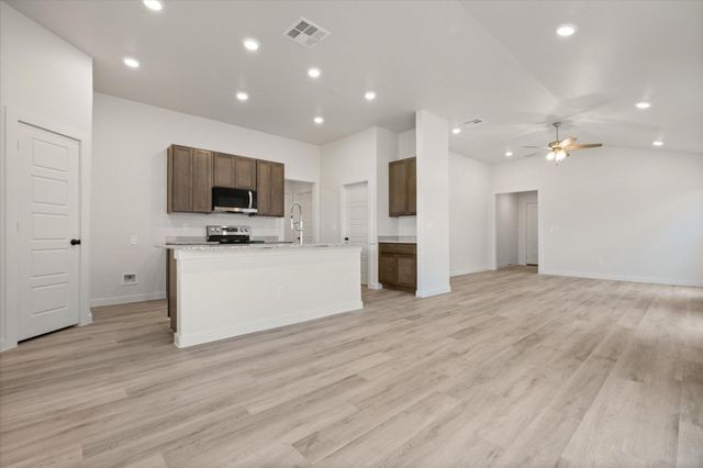 1313 Saratoga Avenue, Lubbock, TX 79416