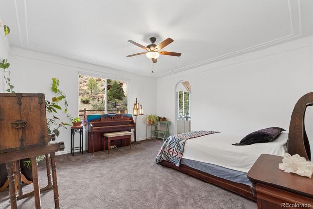 6 Eagle Nest Lane, Lyons, CO 80540
