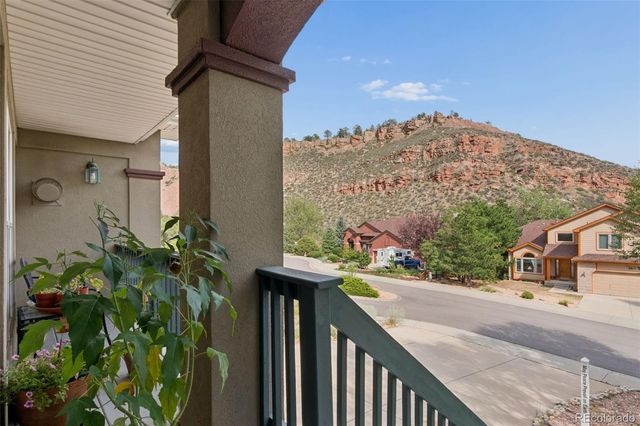 6 Eagle Nest Lane, Lyons, CO 80540